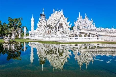 Wat Rong Khun - How to get there + Info about the White Temple