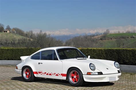 Porsche 911 Carrera RS 2.7 Touring | Porsche Knowledge