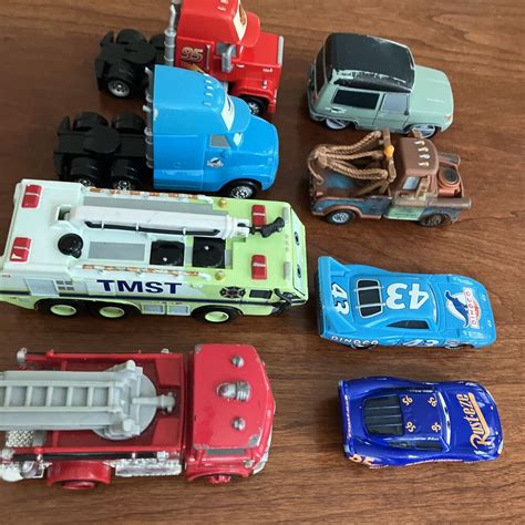 8 piece Disney Cars lot (TMST, Fabulous Lightning McQueen, Mater, Fire Truck) | SidelineSwap