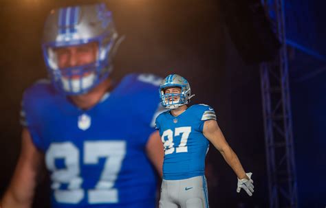 Lions new uniforms unveiled: Black alternate jerseys are back