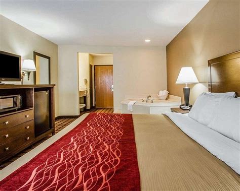 Quality Inn Rooms: Pictures & Reviews - Tripadvisor