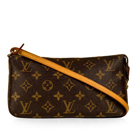 Louis Vuitton - Mini Pochette in Monogram - Pre-Loved | Bagista