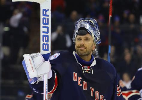 Rangers Goaltender Henrik Lundqvist Collects his 400th Regular-Season Victory - The New York Times