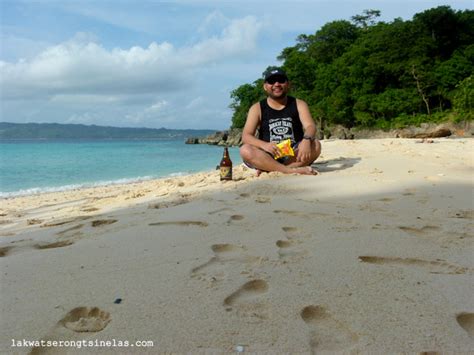 PUKA BEACH OF BORACAY ISLAND - Lakwatserong Tsinelas