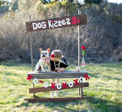 13 DIY Photo Booth Ideas for Your Kid’s Next Party | Brit + Co