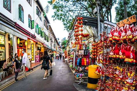 Chinatown Street Market during Chinese New Year, Singapore Editorial ...