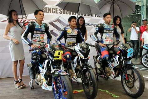 Suzuki Racing Team Indoprix at Rolling Stone Cafe | CarDuzz