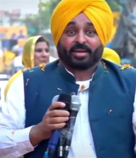 Punjab CM Bhagwant Mann talks about Badal family A32 #punjabi #punjab ...