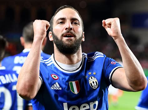 Gonzalo Higuain puts Juventus on brink of Champions League final after teaching Monaco a lesson ...