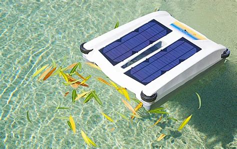 Robotic Solar Powered Pool Skimmer Cleaner - TheSuperBOO!