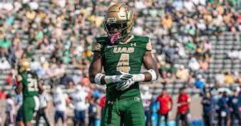 Starling Thomas V speeds into his final college football season at UAB