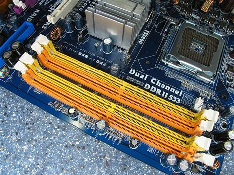 installation - What do motherboard RAM slot colors mean? - Super User