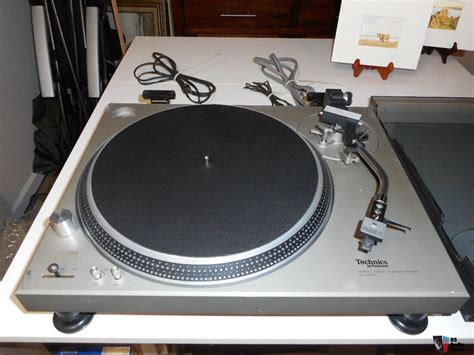 Technics SL-1200 Turntable, Original/Vintage For Sale - Canuck Audio Mart