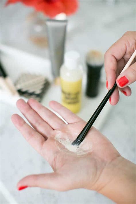 Homemade Makeup Brush Cleaner (+ How To Clean Brushes Naturally ...