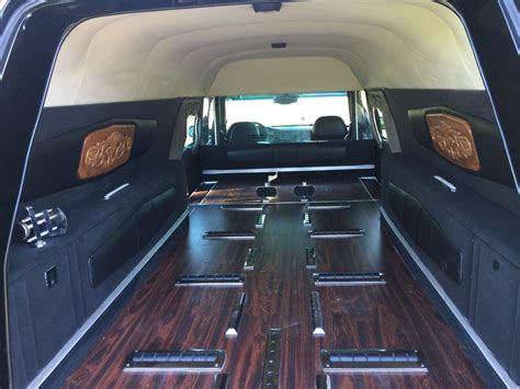 Fully Reconditioned 2000 Cadillac DeVille hearse @ Hearses for sale