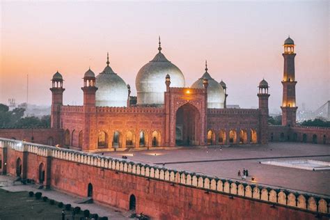 11 Best Places to Visit in Lahore, Pakistan: A Complete City Guide ...