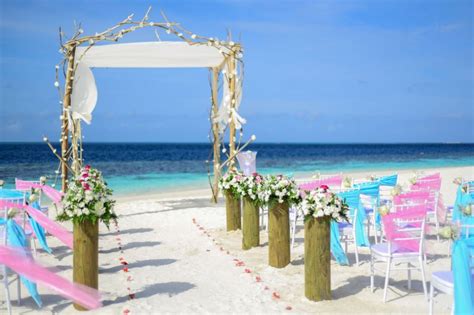 What makes Maldives the best wedding destination?