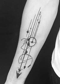 Arrow Tattoos: Meanings, Tattoo Designs & Ideas