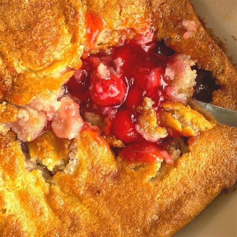 Top 4 Cherry Cobbler Recipes