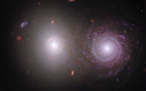 Webb and Hubble Work Together to Reveal This Spectacular Galaxy Pair - and Several Bonuses ...