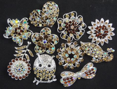 Wholesale Bulk Lot of 10 Rhinestone Crystal Brooches DIY