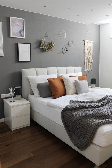 10+ Grey And Brown Bedroom