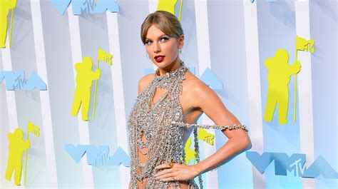 Taylor Swift’s ‘Midnights’ Spends 12th Week at No. 1 Top Album Sales – Billboard