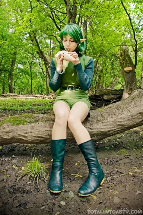 Saria from Legend of Zelda: Ocarina of Time Cosplay by Akuriko • AIPT