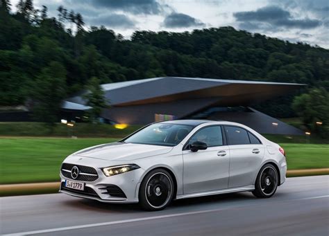 Mercedes Classe A Sedan é lançado de forma oficial, conheça em detalhes o modelo inédito