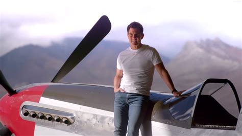 Tom Cruise Shows Off His Personal P51 Mustang In This Exclusive Video