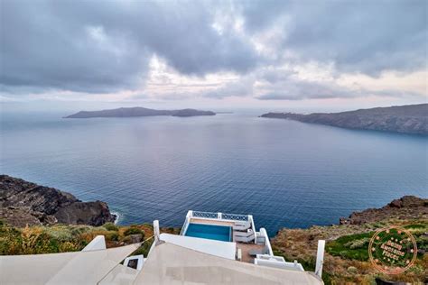 Is Santorini Worth It? - Honest Thoughts - Going Awesome Places