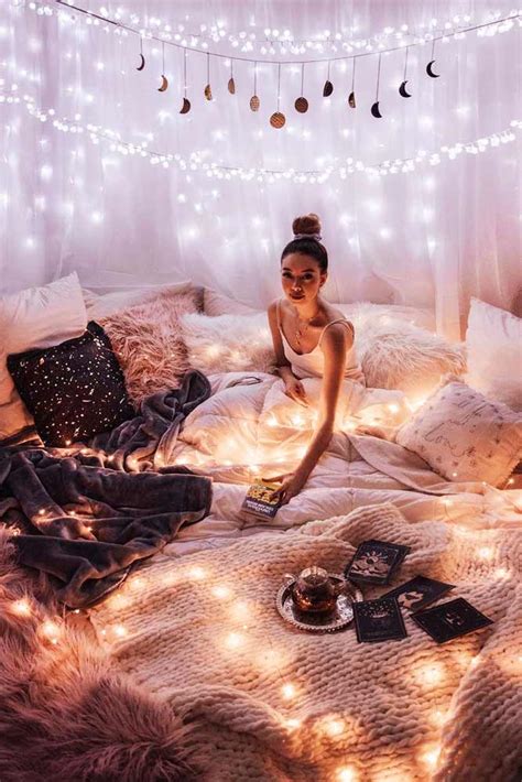 27 Cozy Decor Ideas With Bedroom String Lights