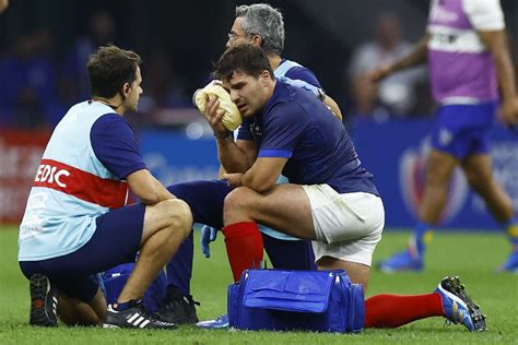 France Antoine Dupont's broken cheekbone recovery 'going well' | Flashscore.co.uk