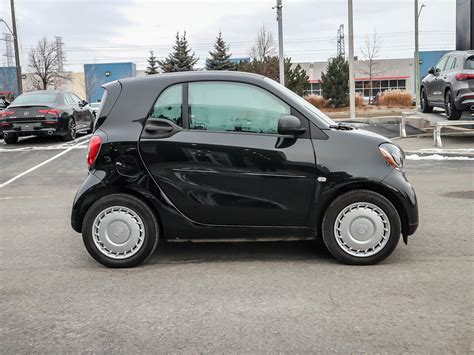 Certified Pre-Owned 2016 smart fortwo pure cpé 2-Door Coupe in Ottawa #UC4421 | Star Motors of ...