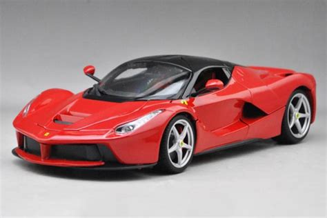 Ferrari LaFerrari Diecast Car Model 1:18 Scale Red [SD03H015]