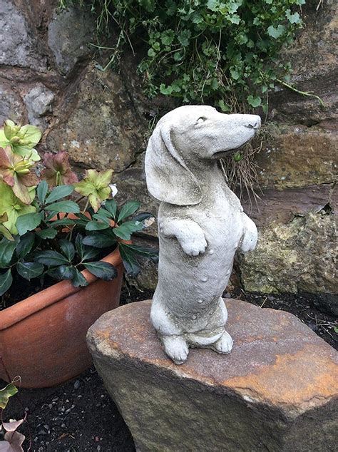 Stone Dachshund Sausage Dog Garden Ornament Statue: Amazon.co.uk ...