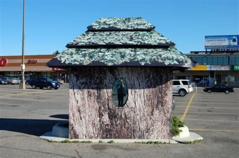 Oh Snap! 15 Abandoned & Shuttered Fotomat Film Kiosks - WebUrbanist