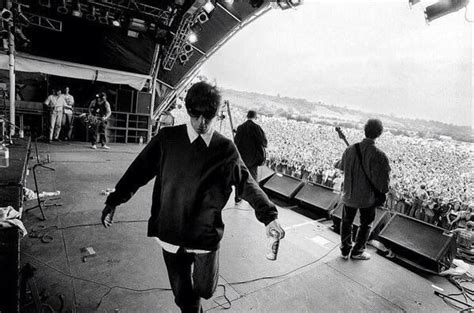 Oasis Band Live