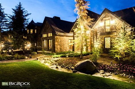 Mountain Style Landscaping: How To Create A Natural Look For Your Home ...