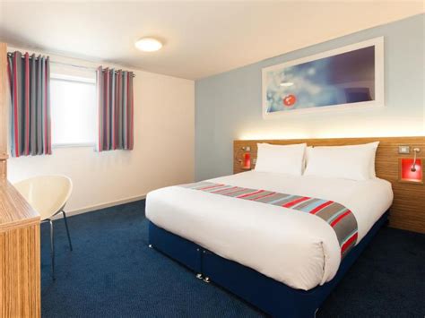 Travelodge Wadebridge | Get the Best Accommodation Deal - Book Self ...