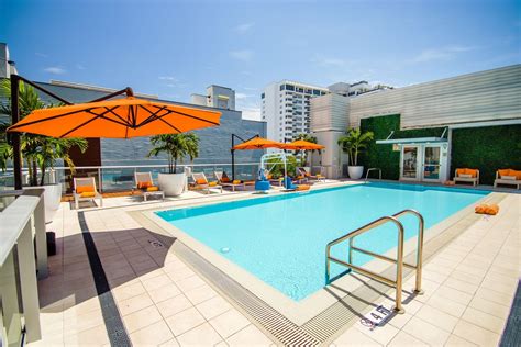 Luxury Hotels South Beach Miami | Berkeley Shore Hotel