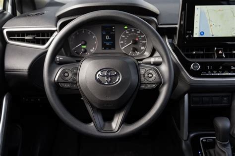 Sporty & Efficient: Toyota Corolla Cross Hybrid Heads to Dea