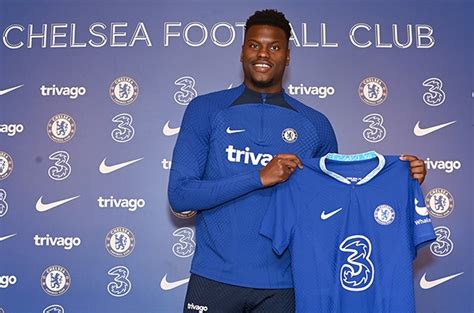 Chelsea sign French international defender Badiashile | Sport