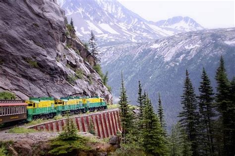 Skagway Shore Excursion: White Pass Summit Rail and Bus Tour 2024