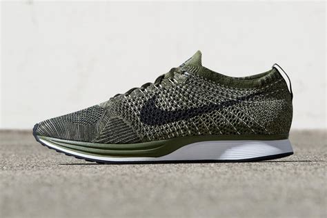 Nike Flyknit Racer (Rough Green)