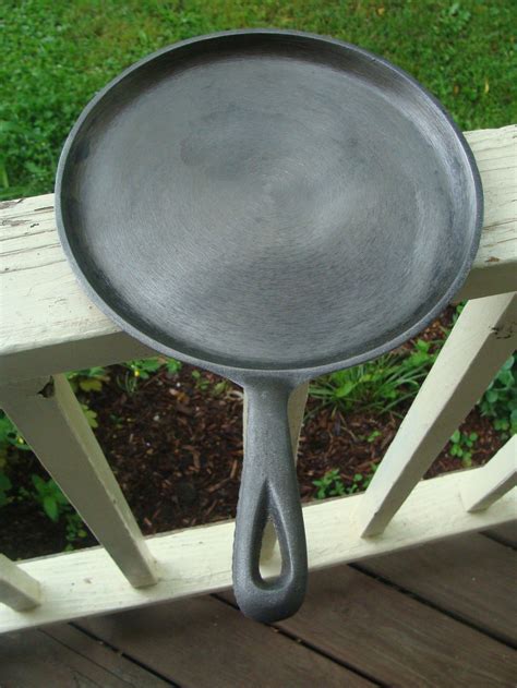 Cast Iron Handled Pancake Griddle Skillet 6 Unmarked Wagner - Etsy