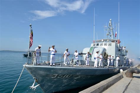 MINDANAO PAGADIAN FRONTLINE: Indonesian and Malaysian Navy Ships arrive in Zamboanga City