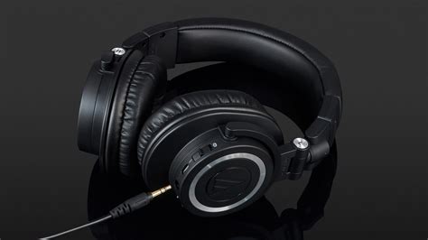 Audio-Technica ATH-M50xBT Review | headphonecheck.com