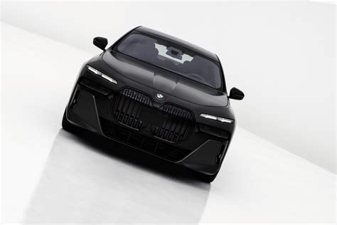 All-Black 2023 BMW 7 Series Flaunts Custom Aero Kit On Video