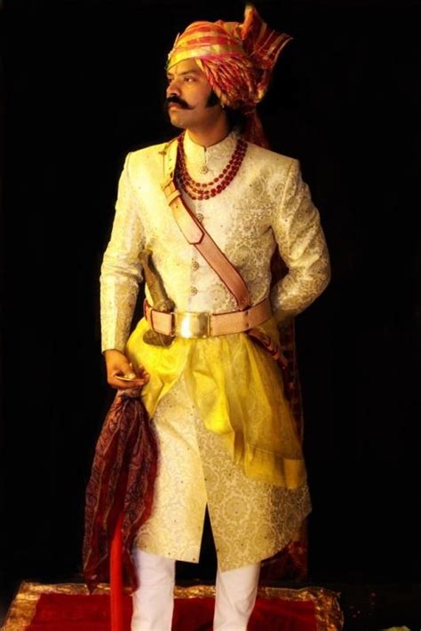 Pictures from Rajput Provinces of India. Pictures of Maharajas, Kings, Princes and Royals on ...